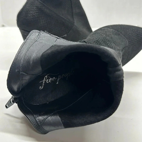 Free People Willa Leather Ankle Witchcore Booties Boots Snake Embossed Black 36 - Picture 9 of 11